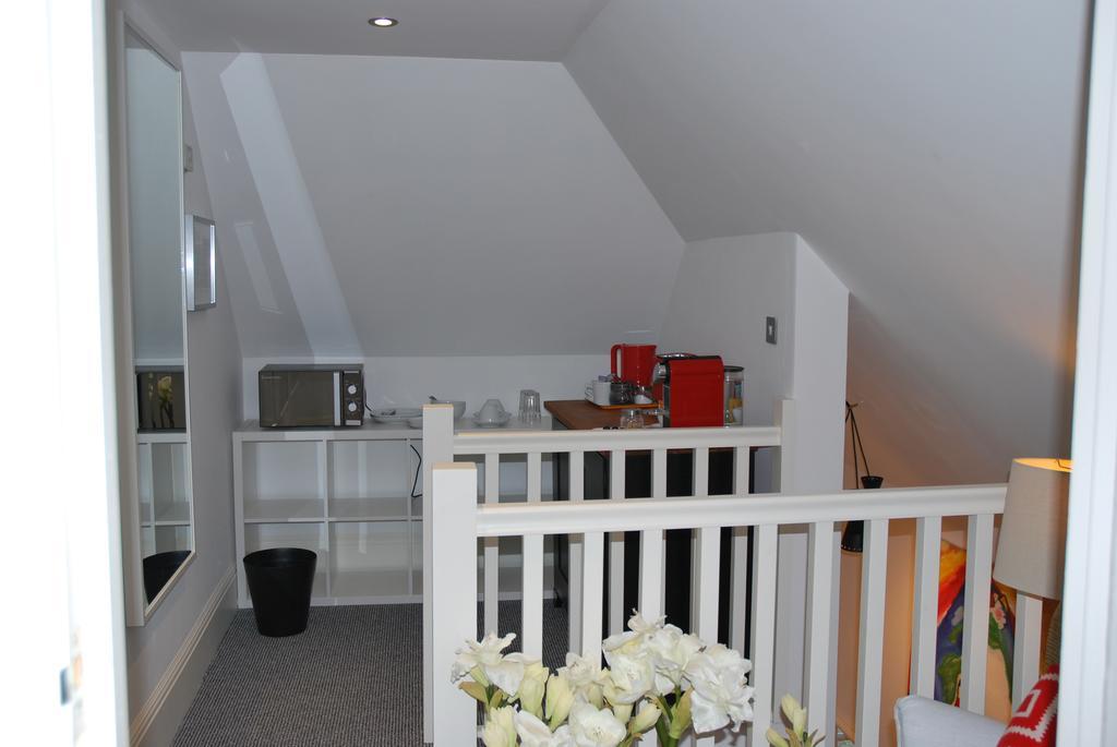 Montpellier House Bed & Breakfast Newport Pagnell Exterior foto